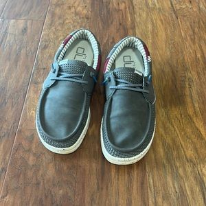 Barely worn mens Hey Dudes grip dark grey